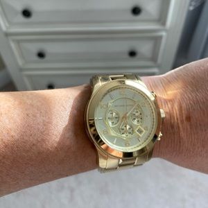 Michael Kors Oversized Runway watch